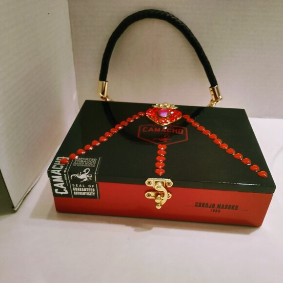 Original Suenos de Saundra Upcycled Extremely Rare Camacho Cigar Box, Purse - Picture 5 of 11